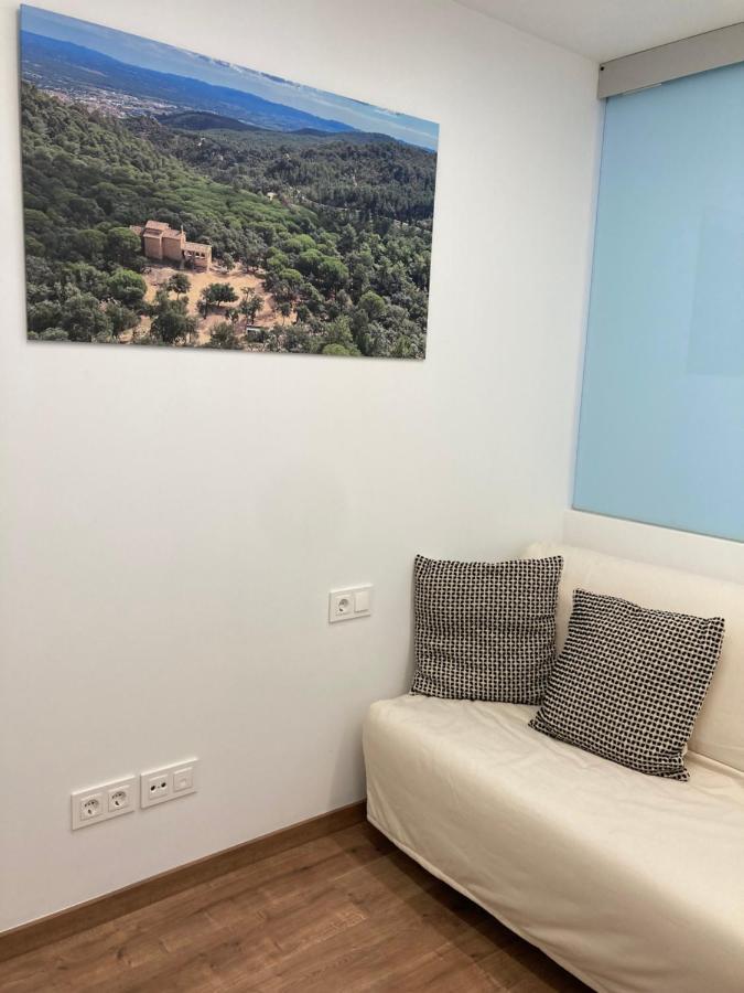 Apartamento Centrico, Climatizado Y Totalmente Equipado De 3 Habitaciones Para 6-7 Personas 산타콜로마데파르네스 외부 사진